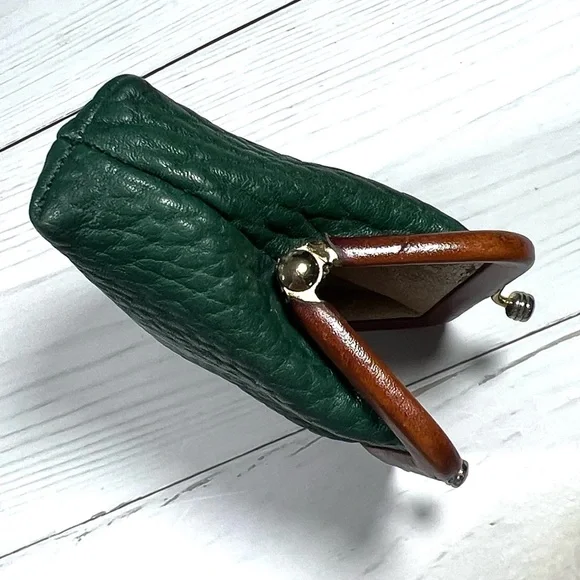 🦆 DOONEY & BOURKE LEATHER KISSLOCK COIN POUCH IN FOREST GREEN WITH TAN TRIM - Picture 10 of 10